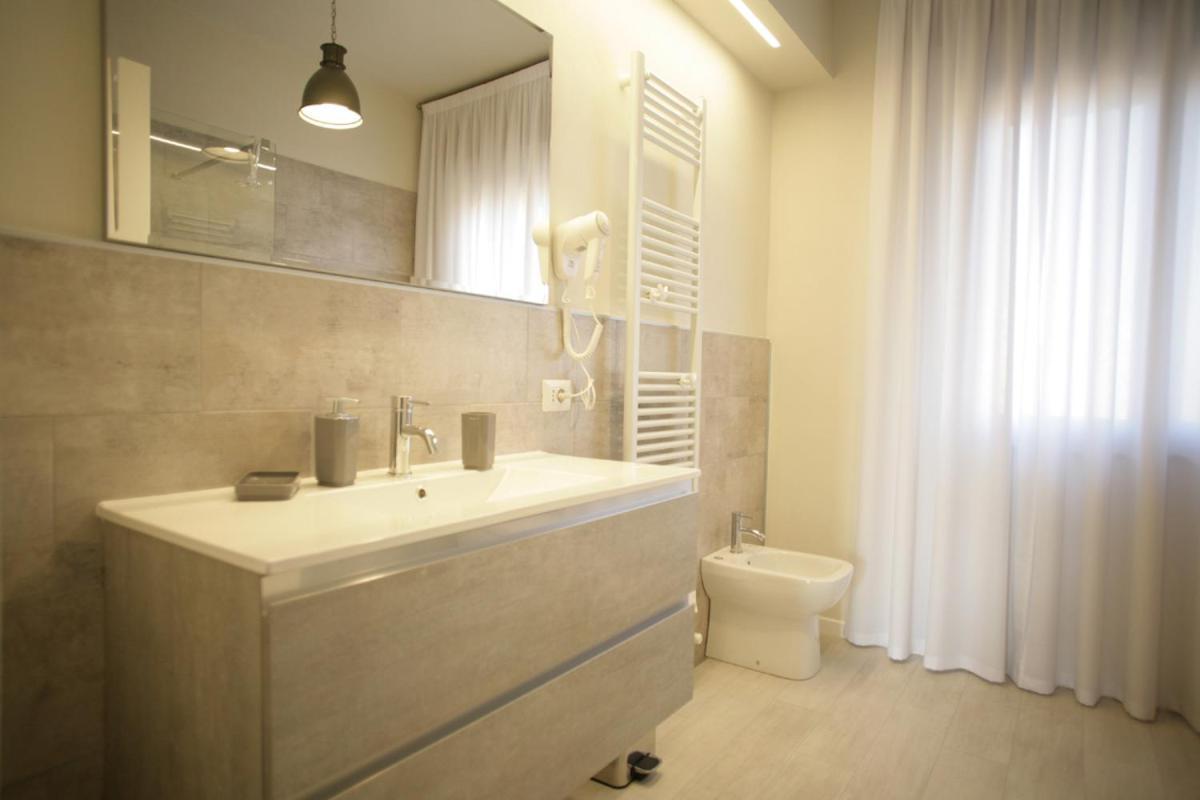 Brogliano Melograno Rooms B&B المظهر الخارجي الصورة